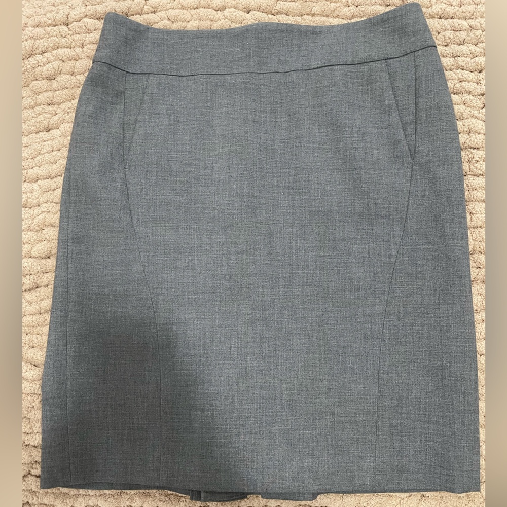 LOFT Gray Pencil Skirt Knee-Length Work